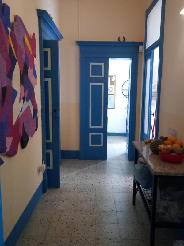 Ampia Stanza Con Bagno Privato, Centro Sassari Apartment Luaran gambar